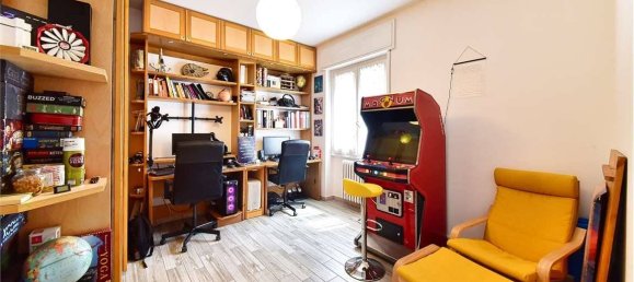 Apartamento de 2 dormitorios en Cislago, Italy No. 264152 11