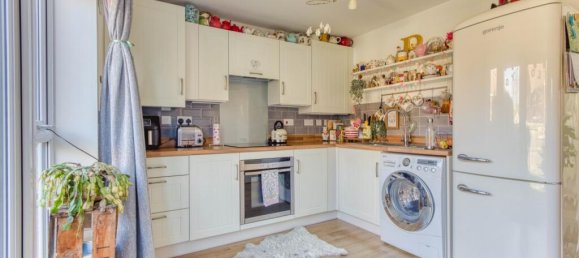 2 bedrooms Commercial property in Taunton, United Kingdom No. 13708 4