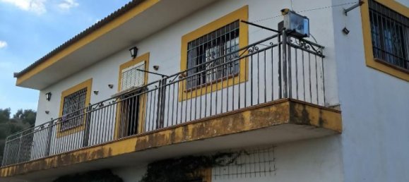 3 bedrooms House in Montoro, Spain No. 186659 12