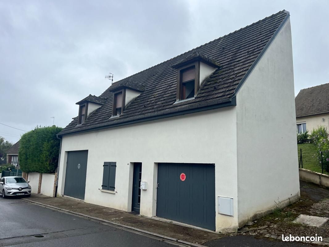 3 bedrooms House in Venette, France No. 229871