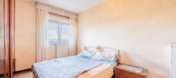 Квартира с 5 комнатами в Пинероло, Италия № 81432 7