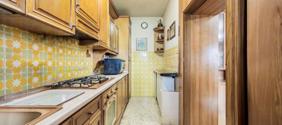 Квартира с 5 комнатами в Пинероло, Италия № 81432 26