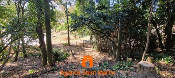 990m² Land in Montelimar, France No. 107350 3