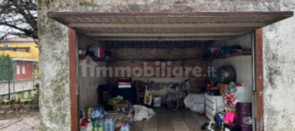 3 bedrooms Apartment in Noventa Vicentina, Italy No. 305799 2