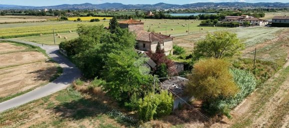Casa de 30 habitaciónes en Prato, Italy No. 279519 9