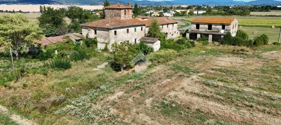 Casa de 30 habitaciónes en Prato, Italy No. 279519 4
