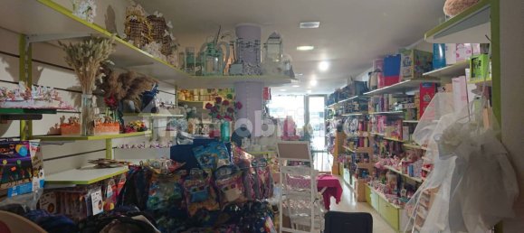 Imóvel comercial de 3 divisões em Castel San Giovanni, Italy N.º 149472 6