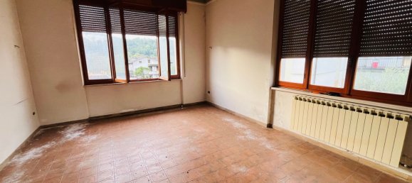 Casa de 6 habitaciónes en Bagnone, Italy No. 173771 10