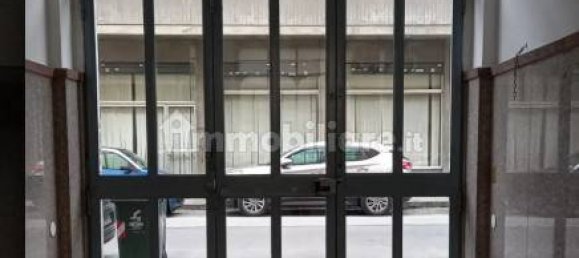 2 bedrooms Apartment in Turin, Italy No. 292180 9