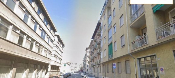 2 bedrooms Apartment in Turin, Italy No. 292180 6