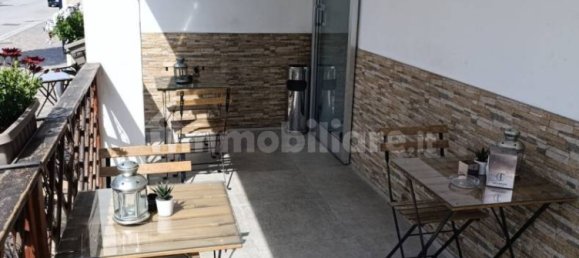 2 rooms Commercial property in San Giovanni Teatino, Italy No. 96473 8
