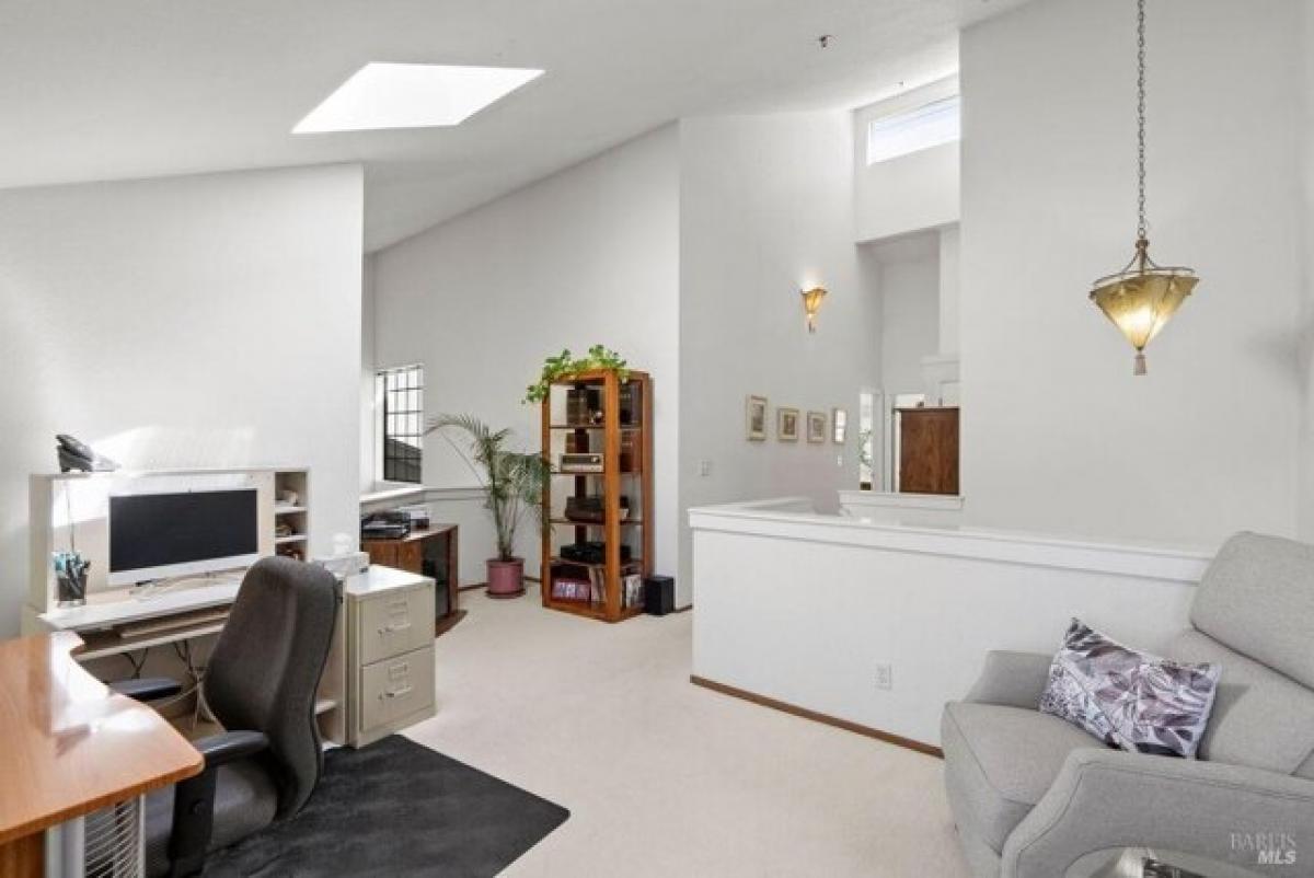 2 bedrooms House in Novato, USA No. 431002