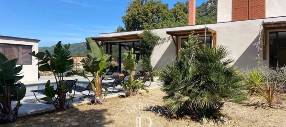 5 bedrooms Villa in Calvi, France No. 350725 7