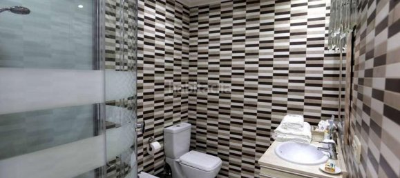 4 bedrooms Villa in Marbella, Spain No. 28185 20