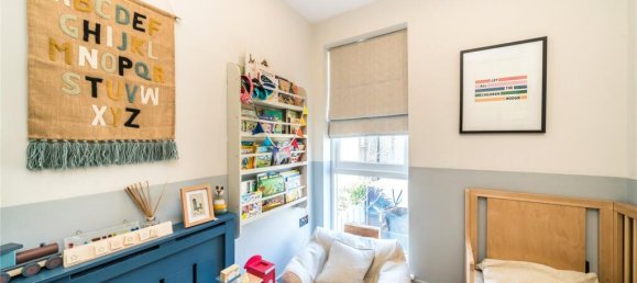 4 bedrooms House in London, United Kingdom No. 12899 14