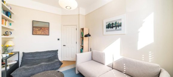 4 bedrooms House in London, United Kingdom No. 12899 18