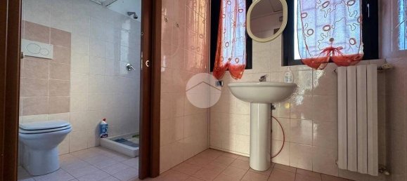 Imóvel comercial de 2 divisões em Bussero, Italy N.º 135378 7