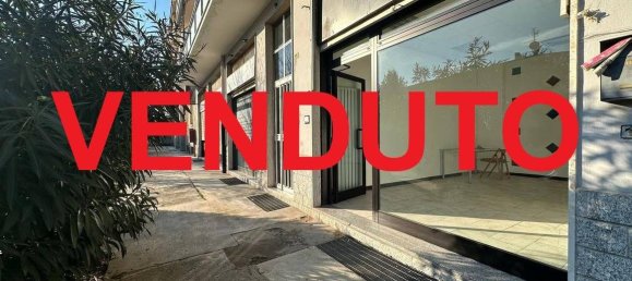 2-Zimmer Gewerbliche Immobilie in Bussero, Italy, Nr. 135378 8