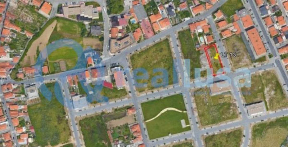 Terrain à Vila Nova de Gaia, Portugal No. 8973