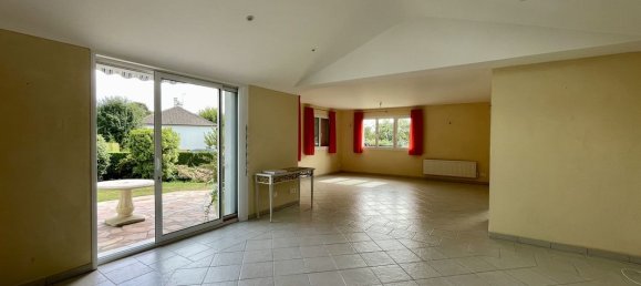 4 Schlafzimmer Haus in Vitot, France, Nr. 357339 8