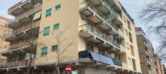 3 rooms Apartment in Rome, Italy No. 216784 39