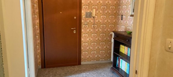3 rooms Apartment in Rome, Italy No. 216784 6