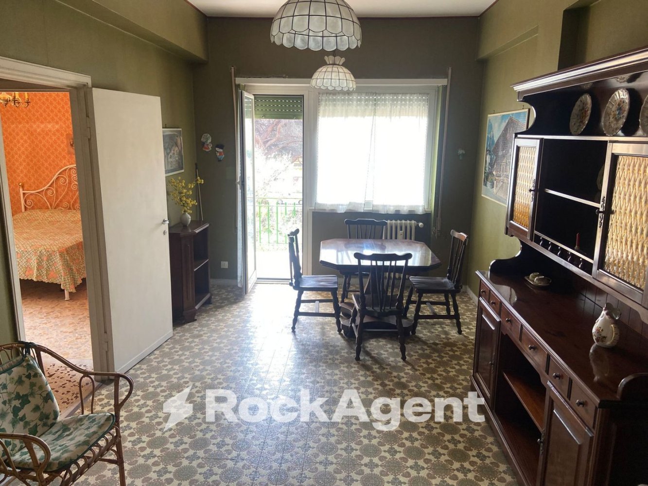 3 rooms Apartment in Rome, Italy No. 216784