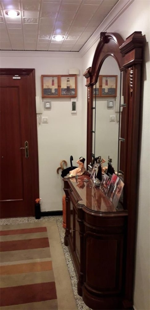 Квартира с 3 спальнями в Миранда де Эбро, Испания № 163020