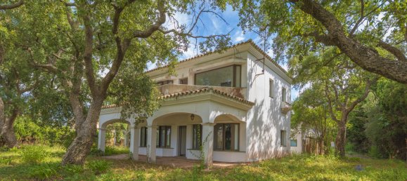 6 bedrooms House in San Roque, Spain No. 146078 3