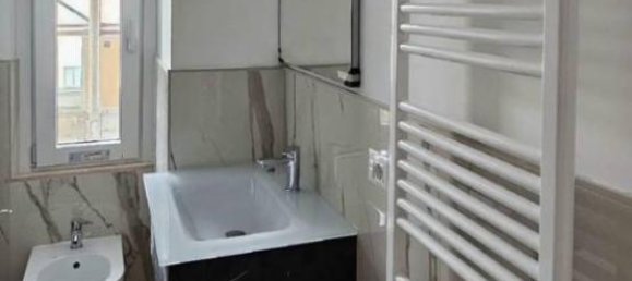 2غرفة شقة في Civitanova Marche, Italy رقم 39881 20