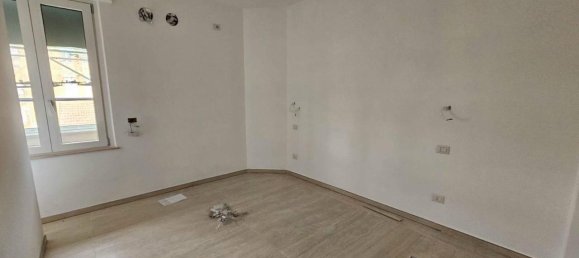 2غرفة شقة في Civitanova Marche, Italy رقم 39881 4