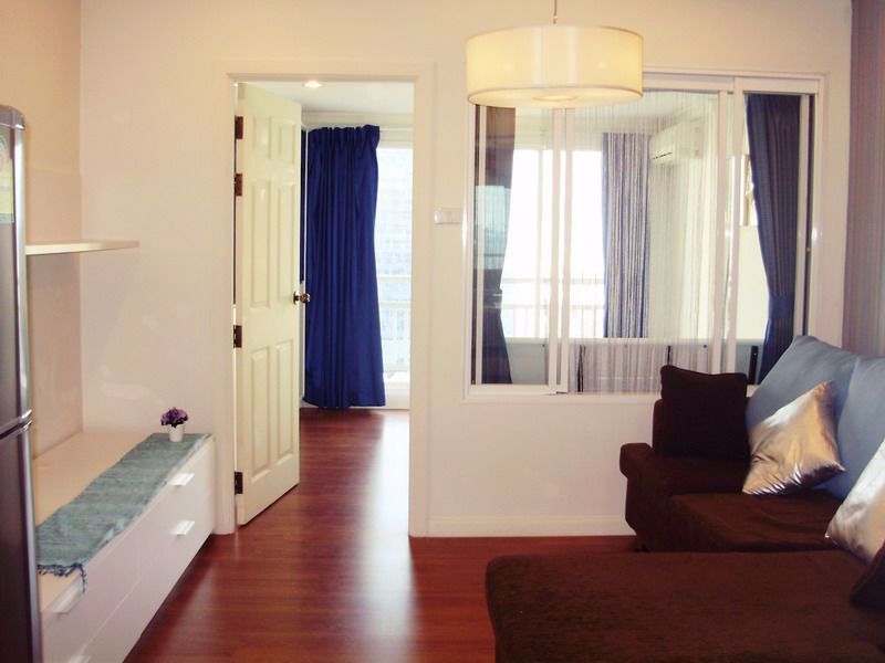 Apartamento com 1 quarto em condomínio em Watthana, Thailand N.º 9425