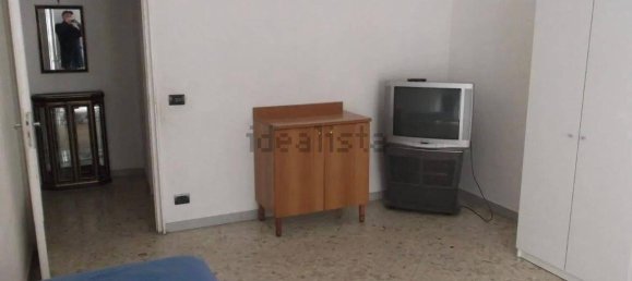 2 bedrooms Apartment in Bari, Italy No. 254622 2