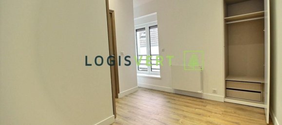 Casa de 3 dormitorios en Palaiseau, France No. 162214 18