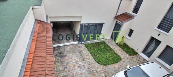 Casa de 3 dormitorios en Palaiseau, France No. 162214 24