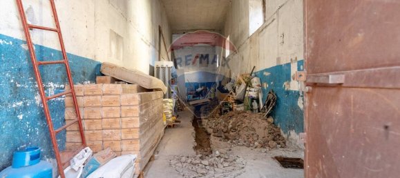 3 rooms Commercial property in Catania, Italy No. 238519 5