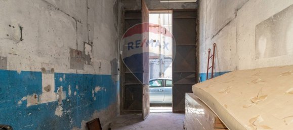 3 rooms Commercial property in Catania, Italy No. 238519 6