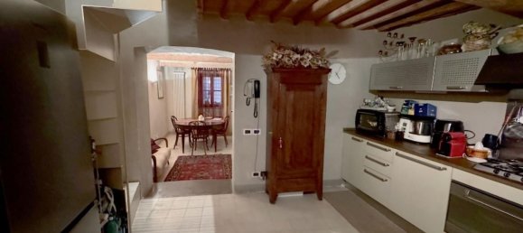 5 rooms House in Calci, Italy No. 45602 9