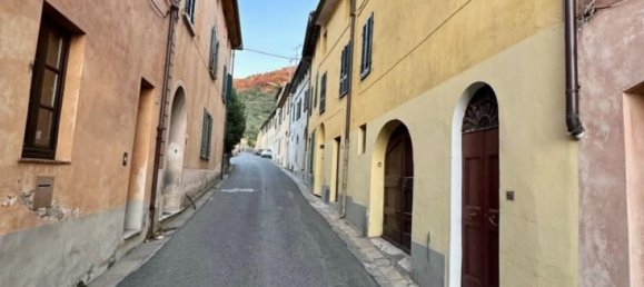 5 rooms House in Calci, Italy No. 45602 37