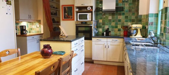 6 bedrooms House in Troyes, France No. 230305 2