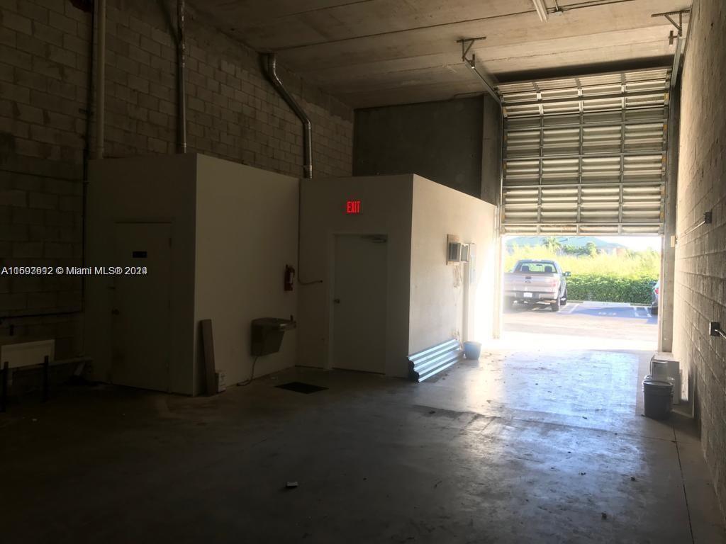 Land for rent in Miami, Miami-Dade, Florida, USA № 613954