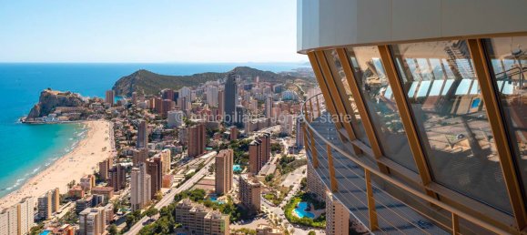 Apartamento de 3 dormitorios en Benidorm, Spain No. 88126 24