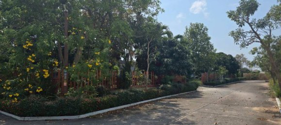 Propriedade comercial em Chon Buri, Thailand N.º 85487 5