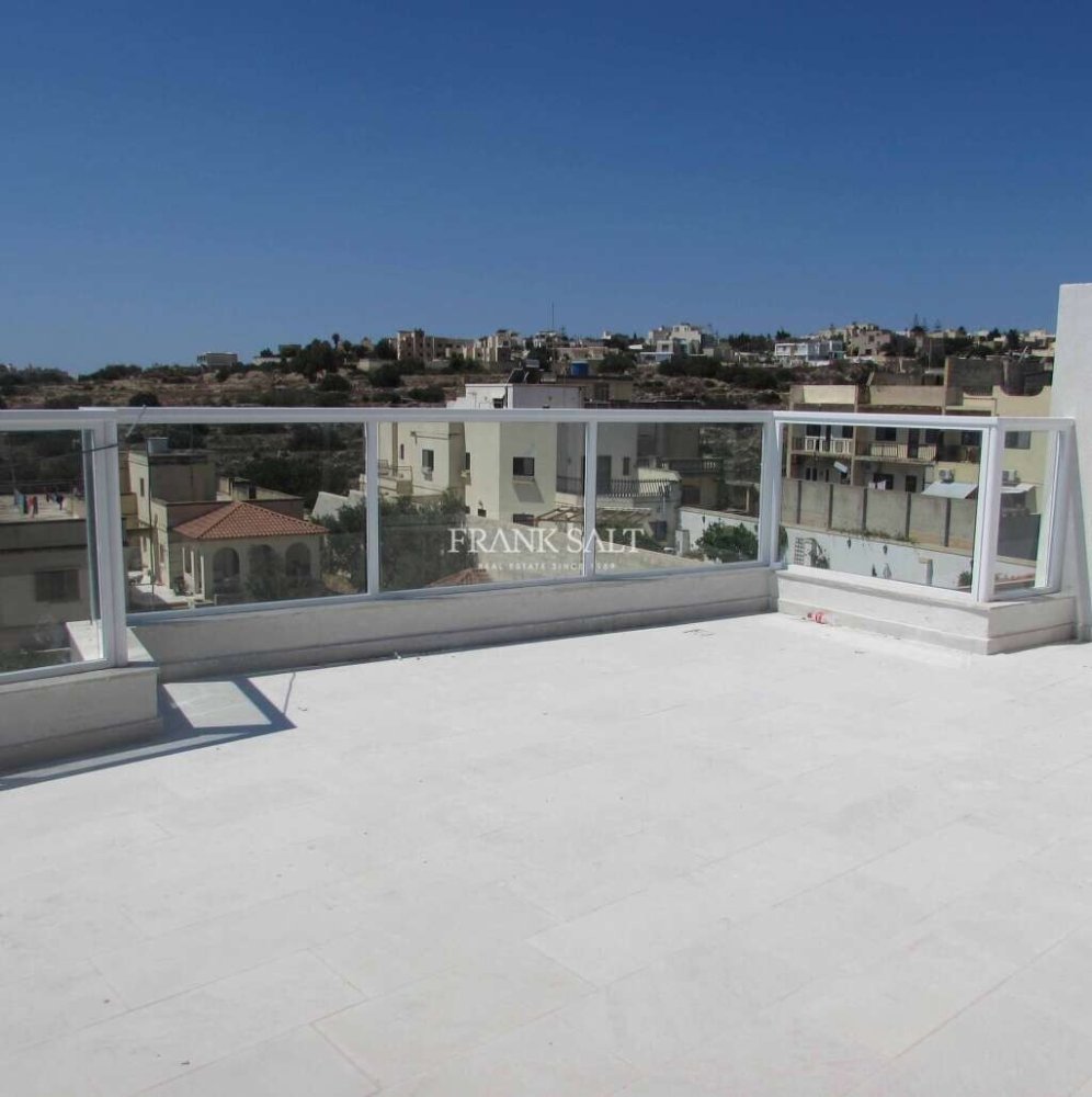 Penthouse T2 em Swieqi, Malta N.º 3878