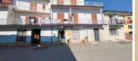 3-salle Appartement à Gesualdo, Italy No. 296639 8