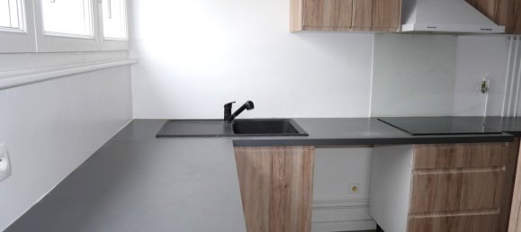 3 bedrooms Apartment in Villeneuve-la-Garenne, France No. 173493 3