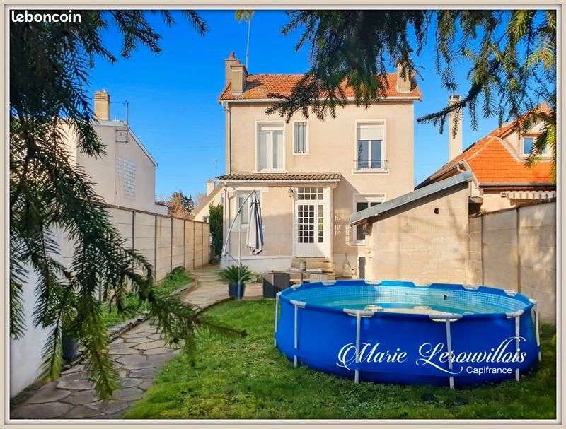 Adosado de 3 dormitorios en Les Noes-pres-Troyes, France No. 47877