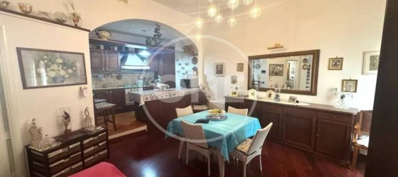 Bâtiment à Trani, Italy 220m² No. 341314 12