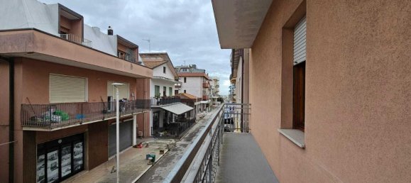 10 rooms House in Bellaria Igea Marina, Italy No. 31920 7