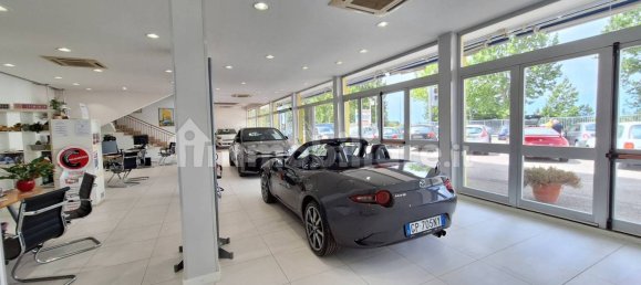 1400m² Warehouse in Aprilia, Italy No. 301237 4